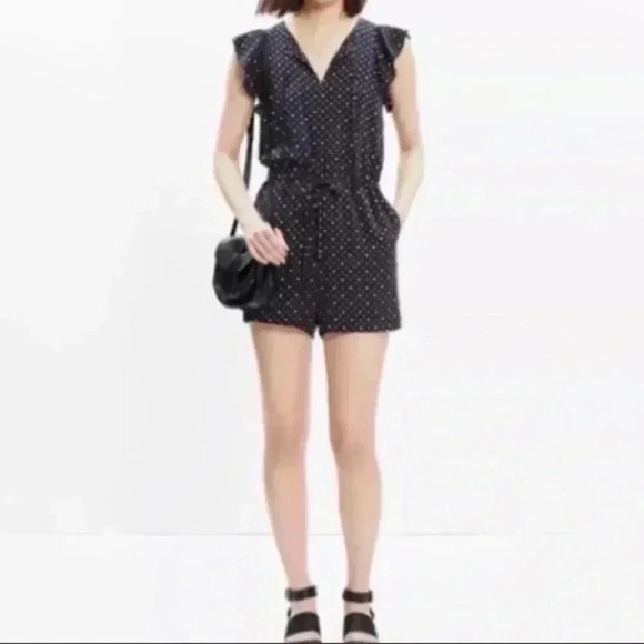 Madewell Polka Dot Flutter Sleeve Romper Shorts Size M - Picture 1 of 7